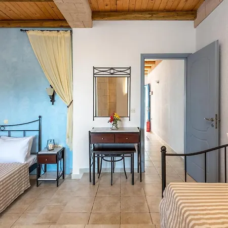 Agnanti * Archangelos (Rhodes)