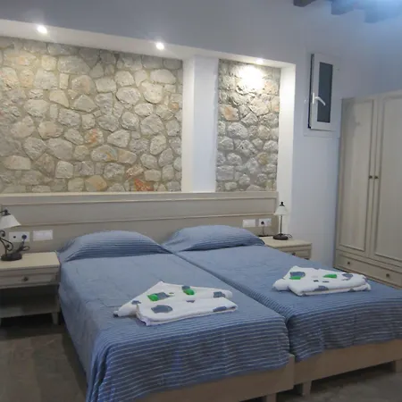 Agnanti Apartamento *