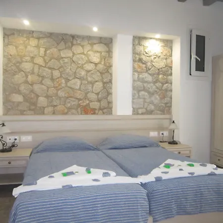 Agnanti * Archangelos (Rhodes)