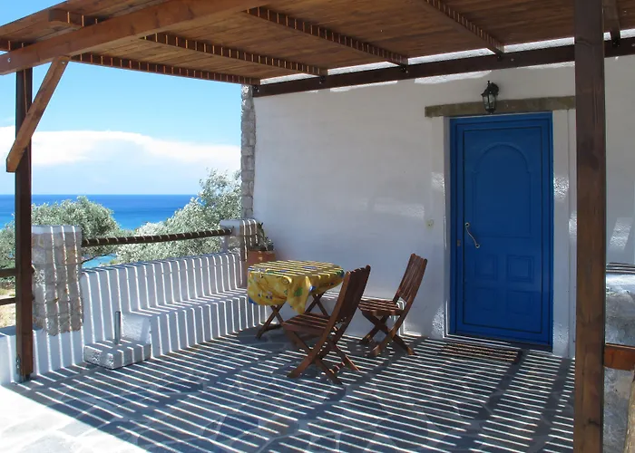 Agnanti アパート