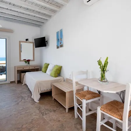 Agnanti Apartment *