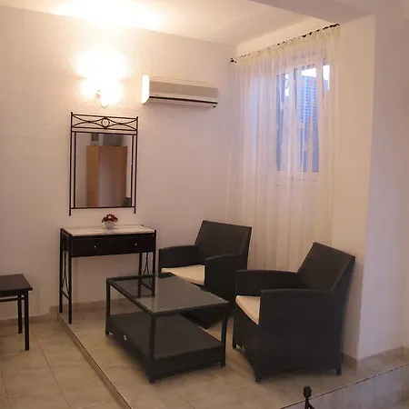Agnanti Apartment