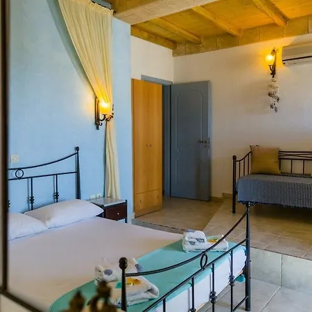 Agnanti Apartment *